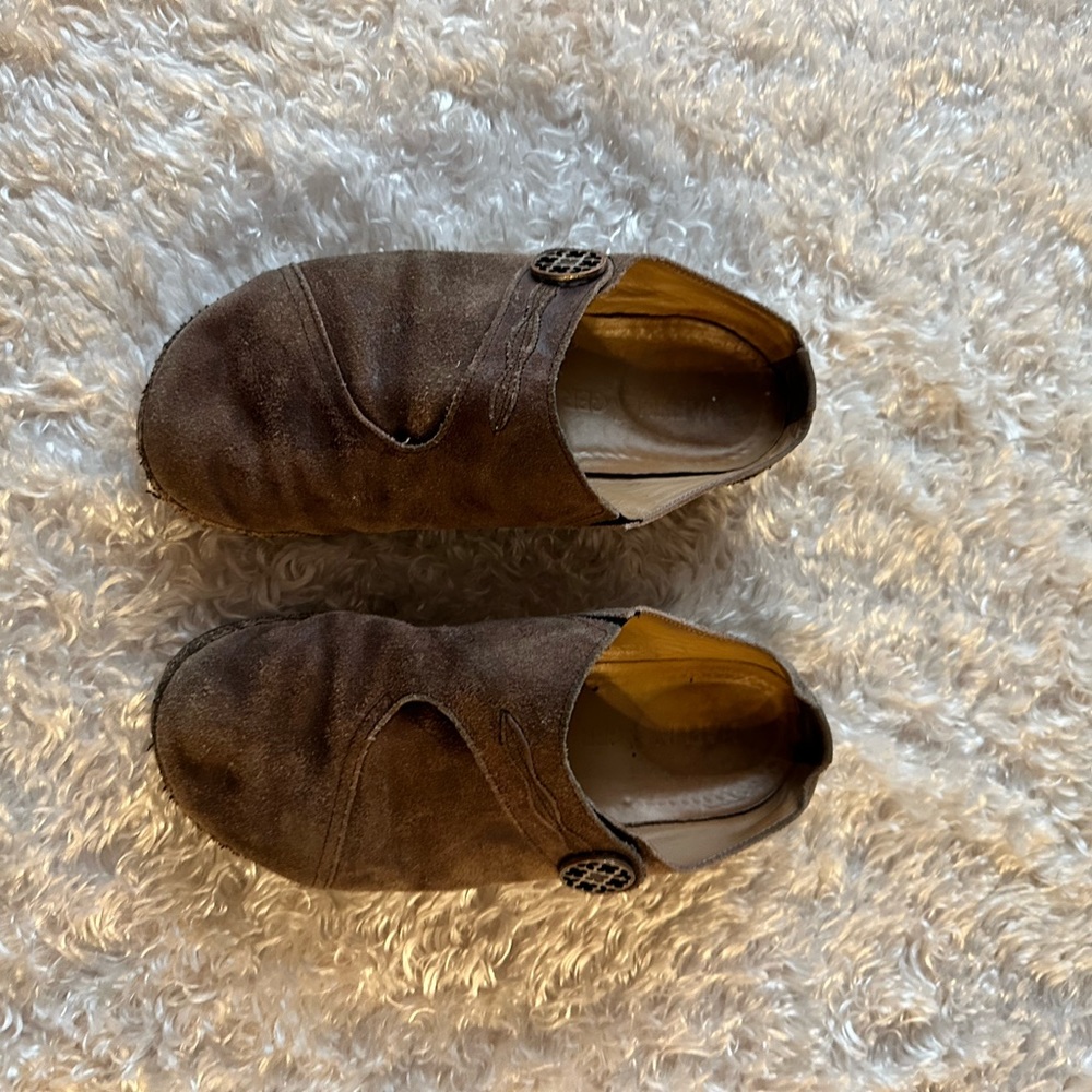 Haflinger suede slides